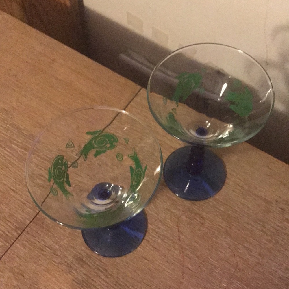 Green Fish With Blue Graduated Bubble Stemmed Martini Glasses - Picture 4 of 9